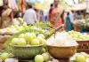 आंवला: क्या खट्टे फल पेट में तेजाब बनाते हैं? गर्मियों में ‘आंवला-मिश्री’ का जादुई रसायन